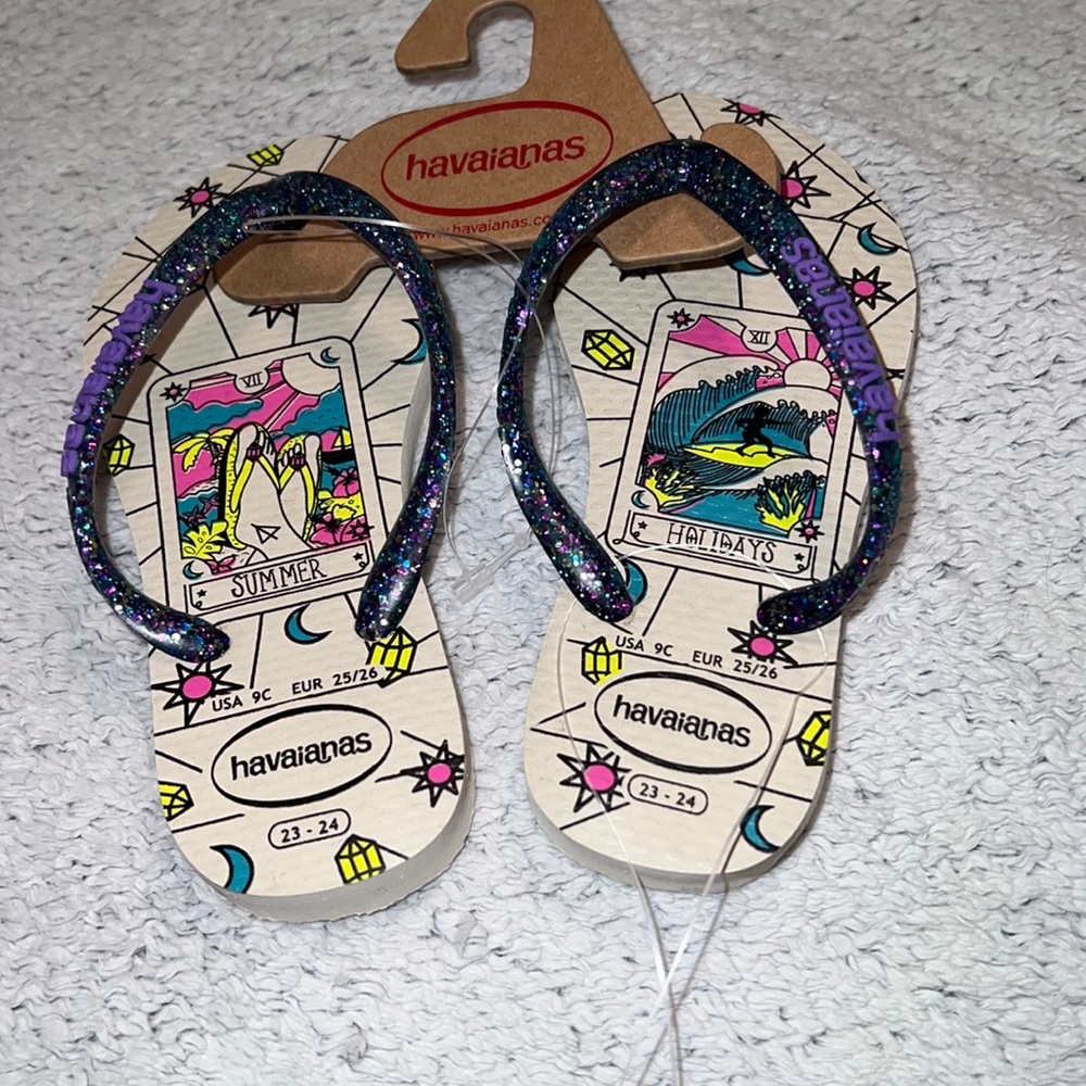 Toddler - girls Cute Havaianas flip flops sandals NWT, size 9